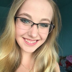 Meet your Posher, Katrina